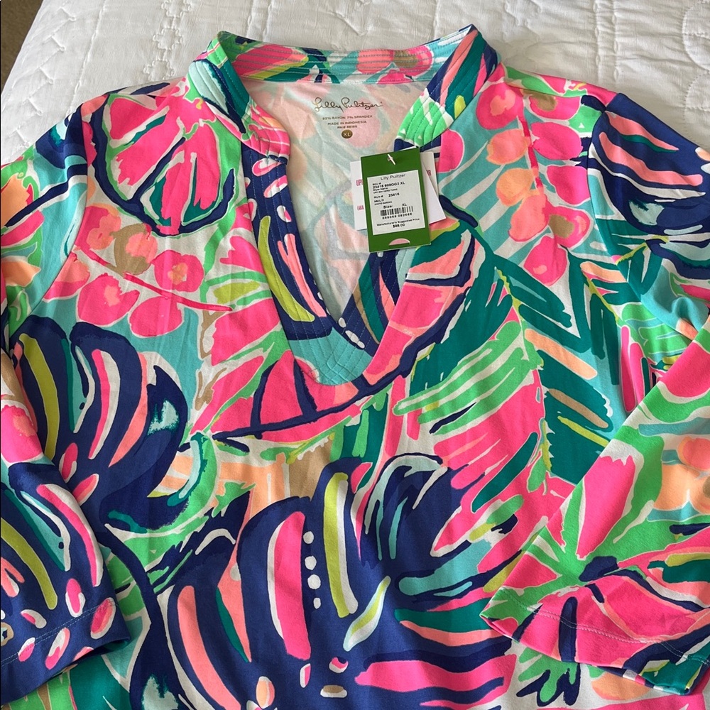 Lilly Pulitzer 3/4 Sleeve UPF 50 Tunic Top